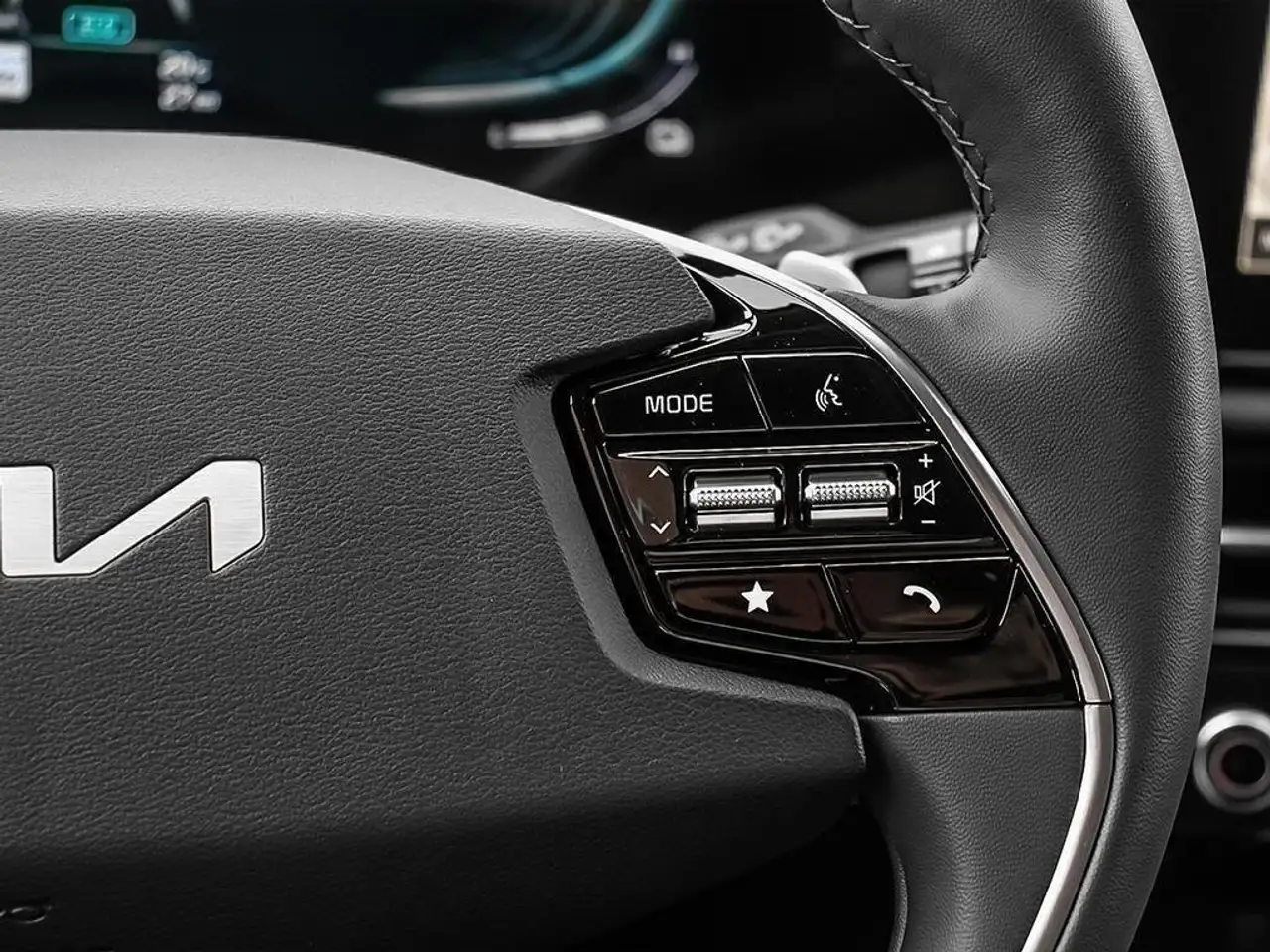 Kia Niro снимка Kia Niro