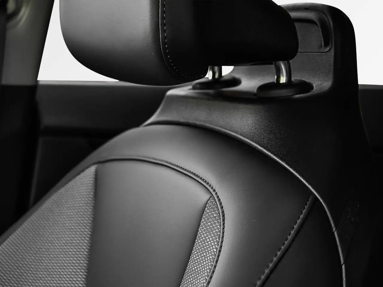Kia Niro снимка Kia Niro