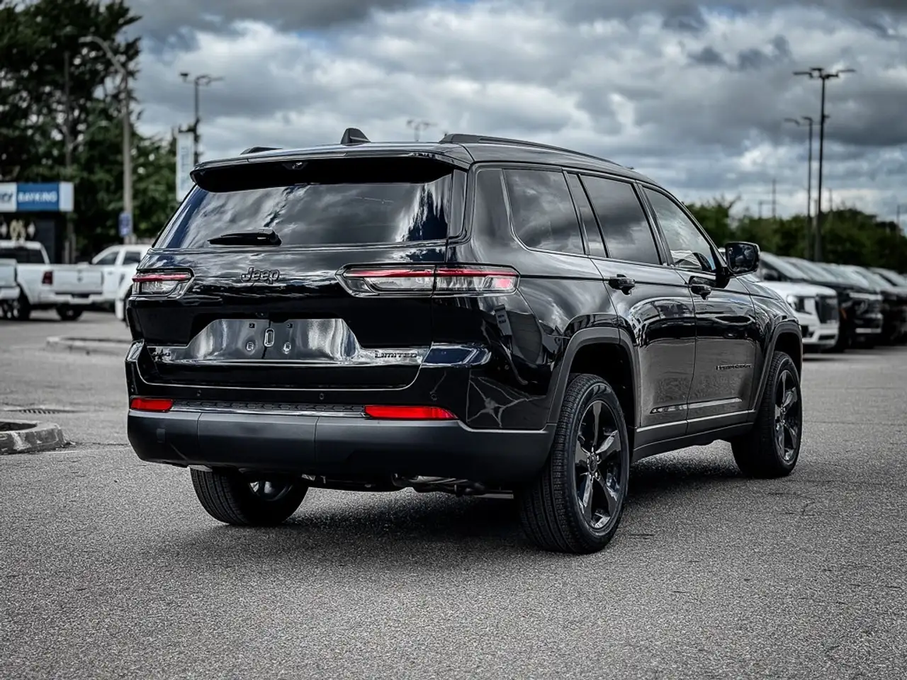 Jeep Grand Cherokee снимка Jeep Grand Cherokee