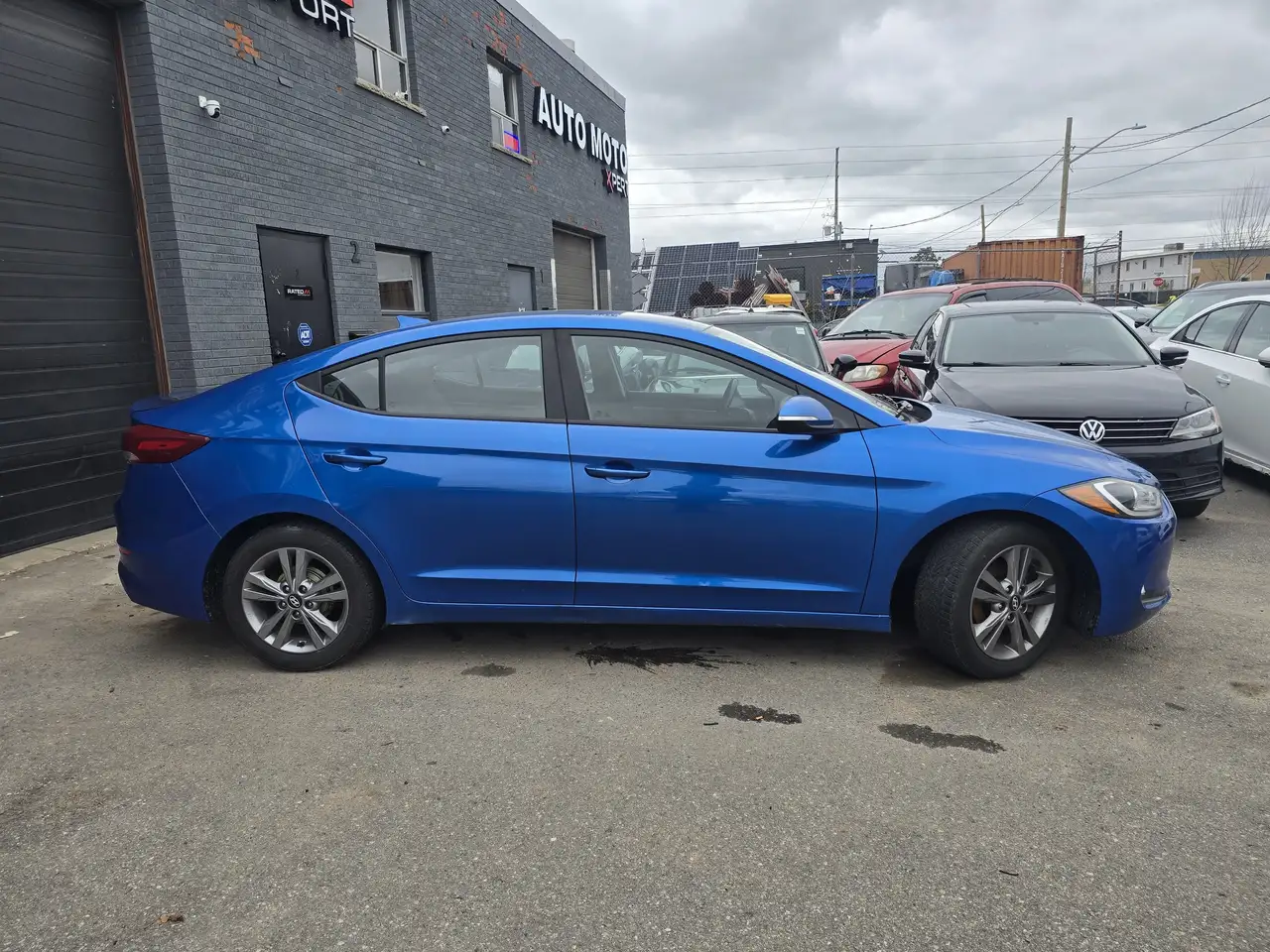 Hyundai ELANTRA снимка Hyundai ELANTRA