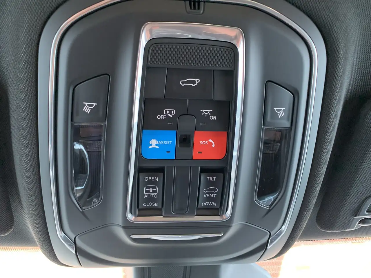 Jeep Grand Cherokee photo Jeep Grand Cherokee