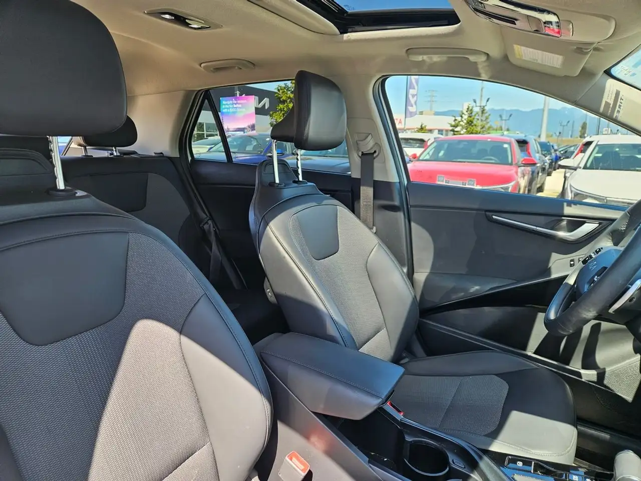 Kia Niro photo Kia Niro
