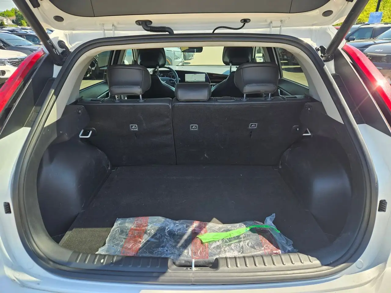 Kia Niro photo Kia Niro