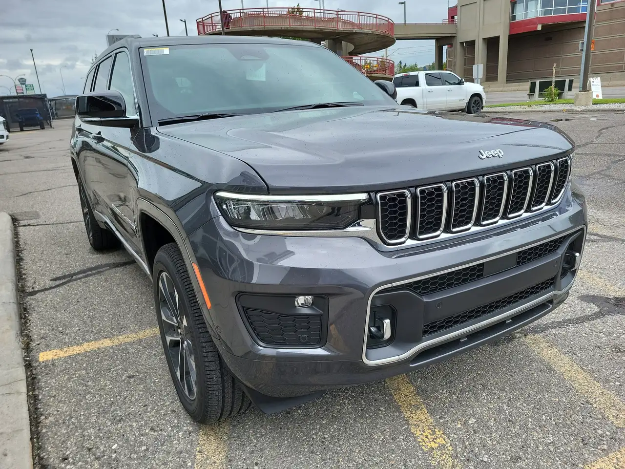 Jeep Grand Cherokee снимка Jeep Grand Cherokee
