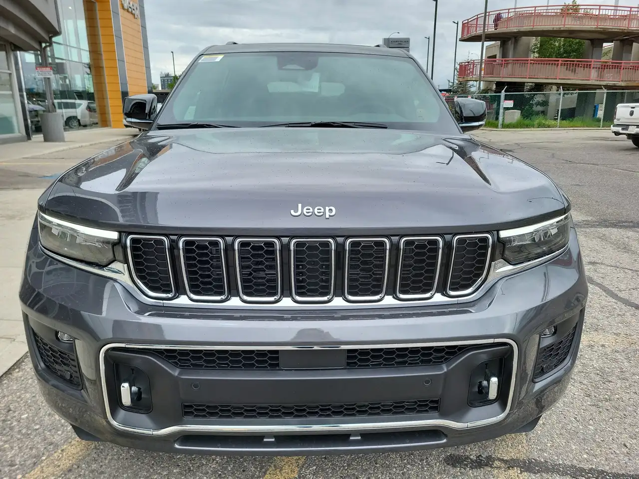 Jeep Grand Cherokee снимка Jeep Grand Cherokee