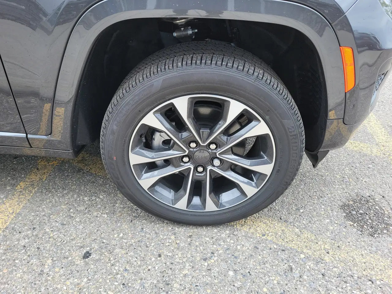 Jeep Grand Cherokee снимка Jeep Grand Cherokee