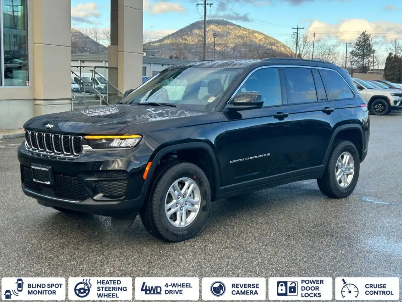 Jeep Grand Cherokee снимка Jeep Grand Cherokee