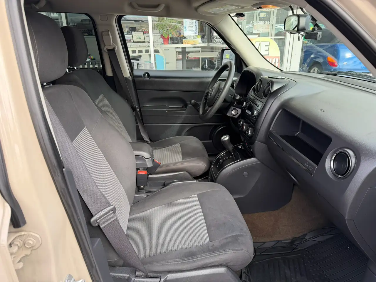 Jeep Patriot снимка Jeep Patriot