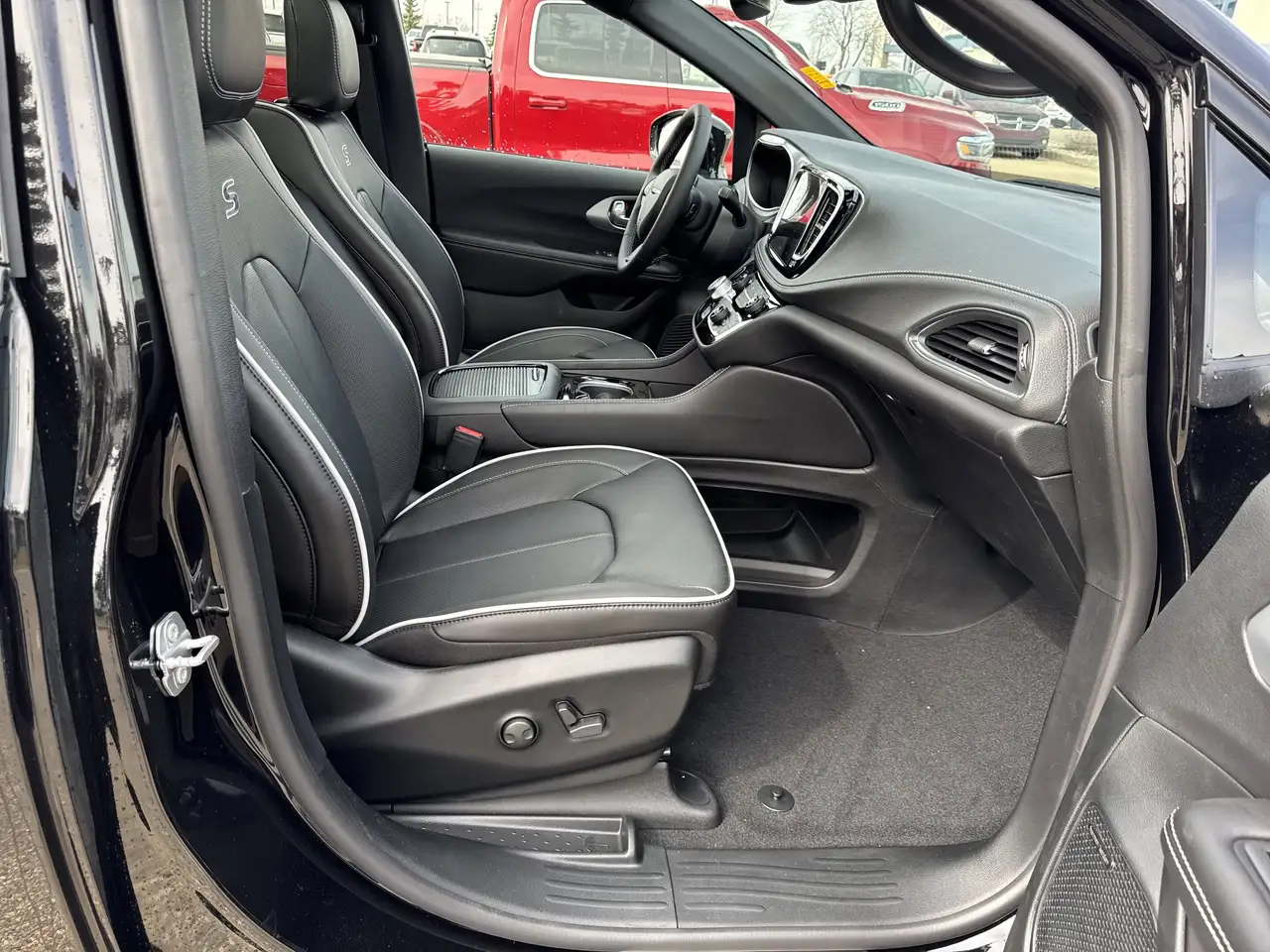 Chrysler Pacifica fotografie Chrysler Pacifica