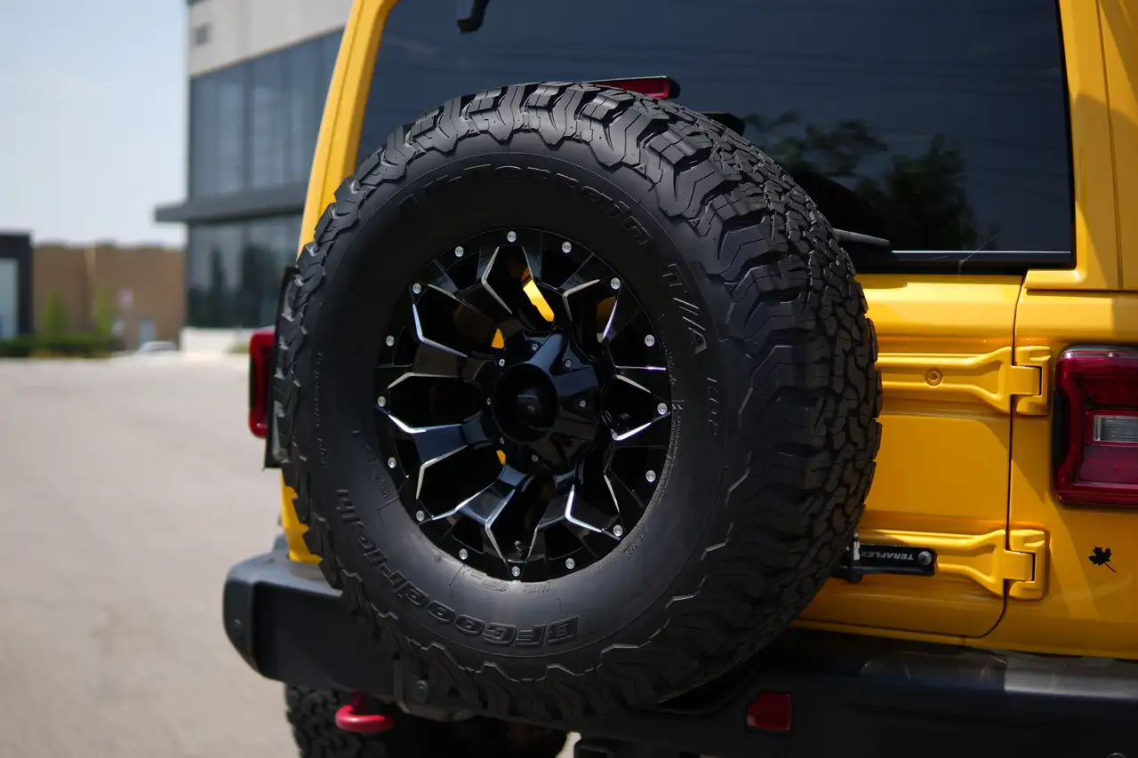 Jeep Wrangler photo Jeep Wrangler