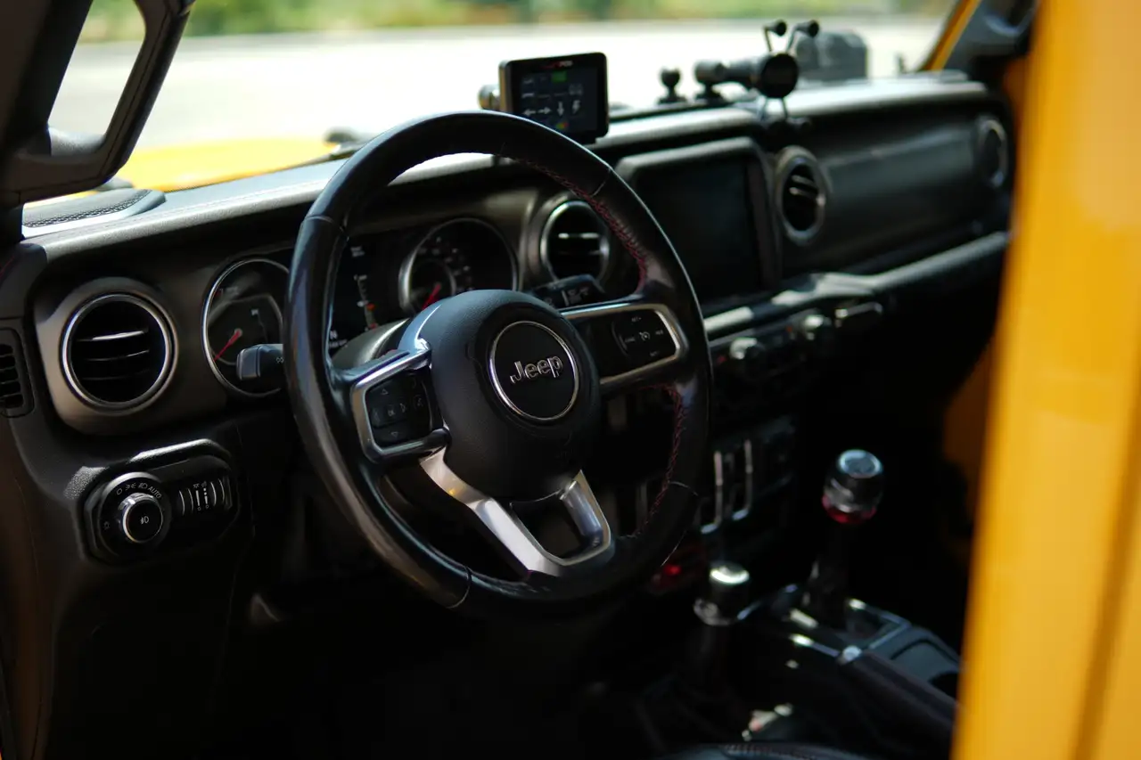 Jeep Wrangler photo Jeep Wrangler