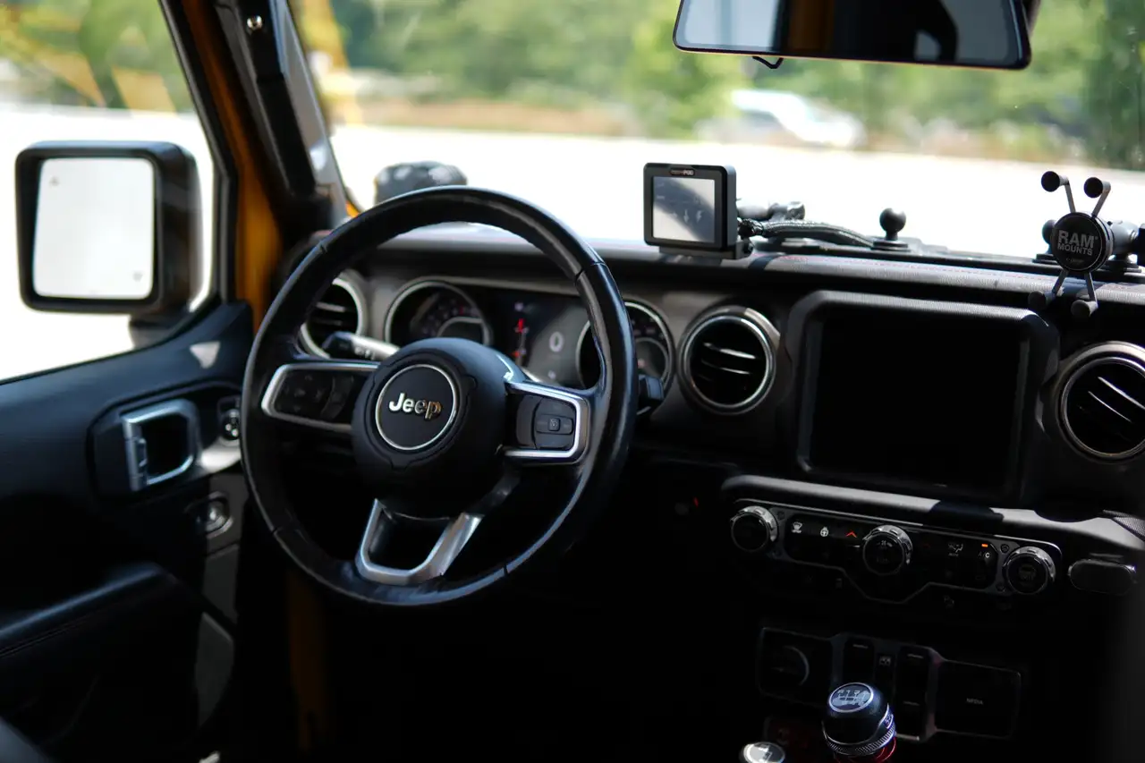 Jeep Wrangler photo Jeep Wrangler