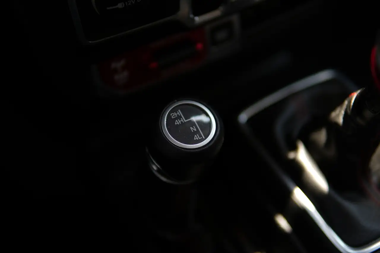 Jeep Wrangler photo Jeep Wrangler