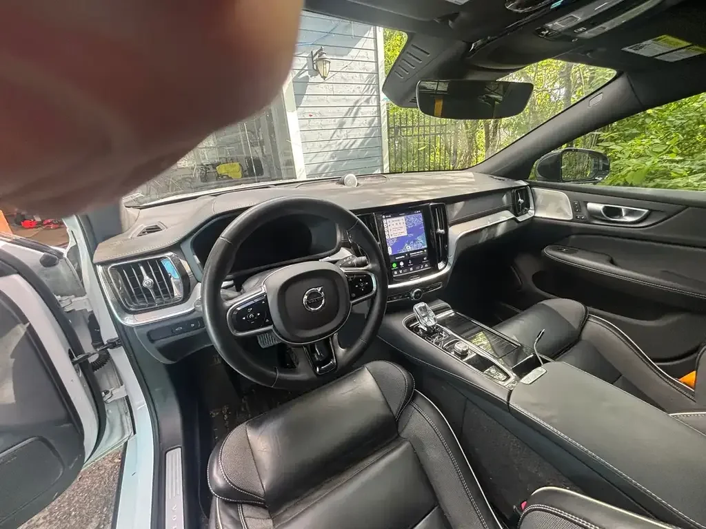 Volvo V60 снимка Volvo V60