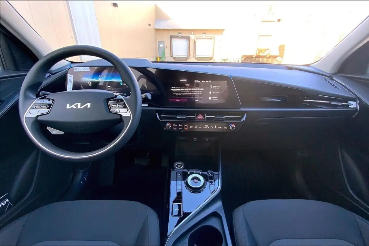 Kia Niro снимка Kia Niro