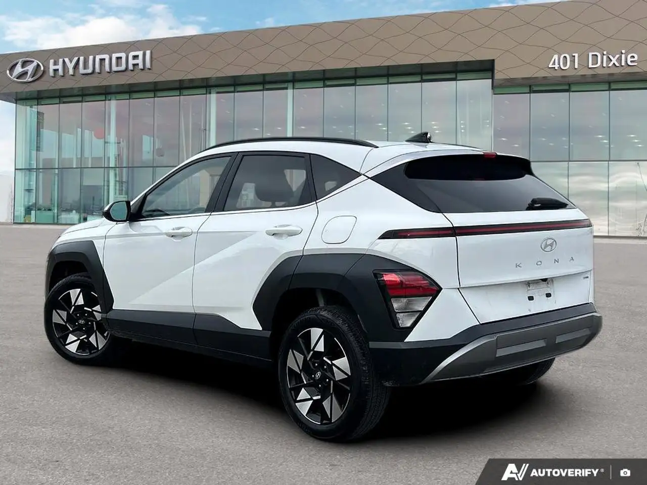Hyundai KONA снимка Hyundai KONA