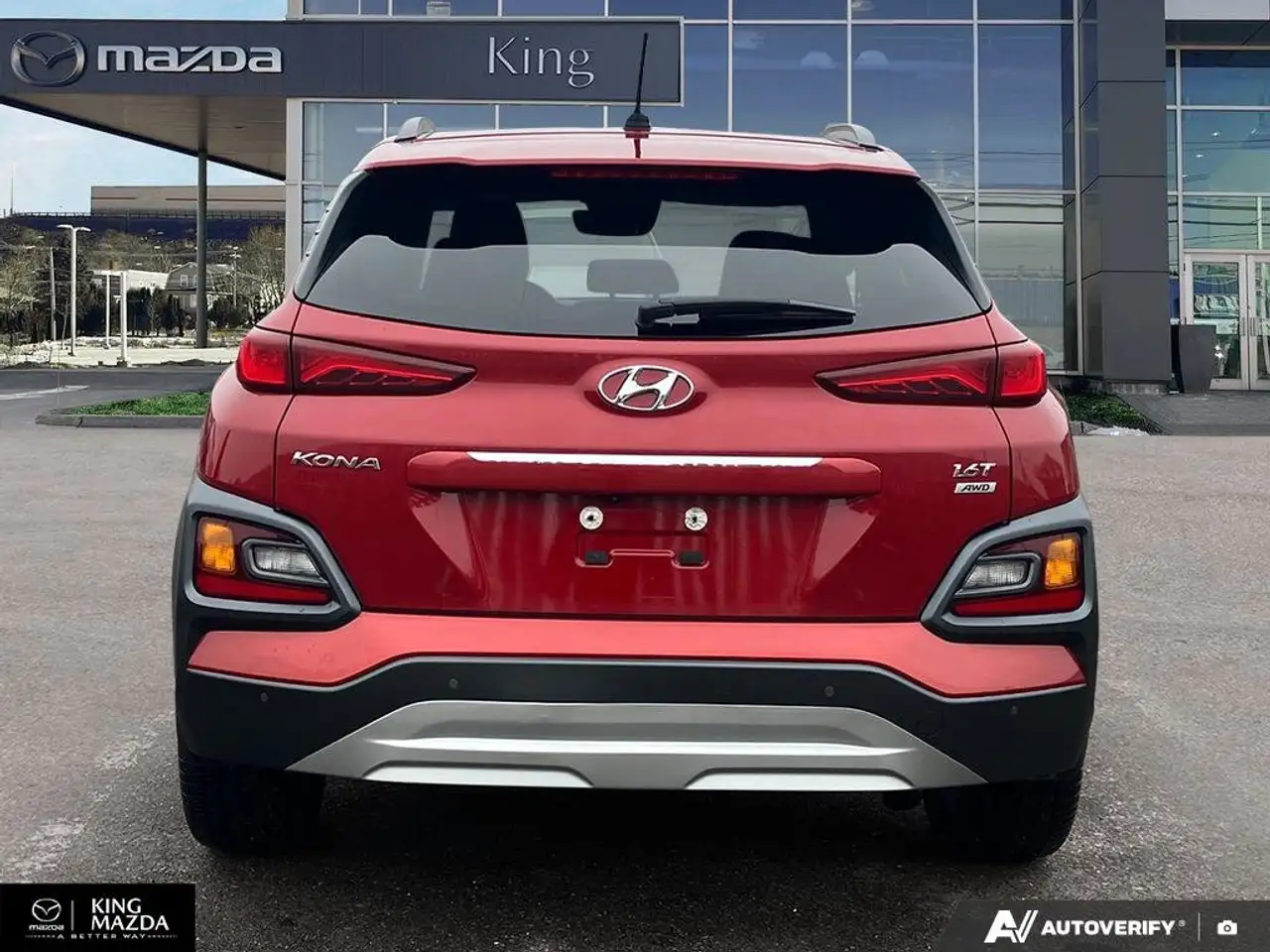 Hyundai KONA снимка Hyundai KONA