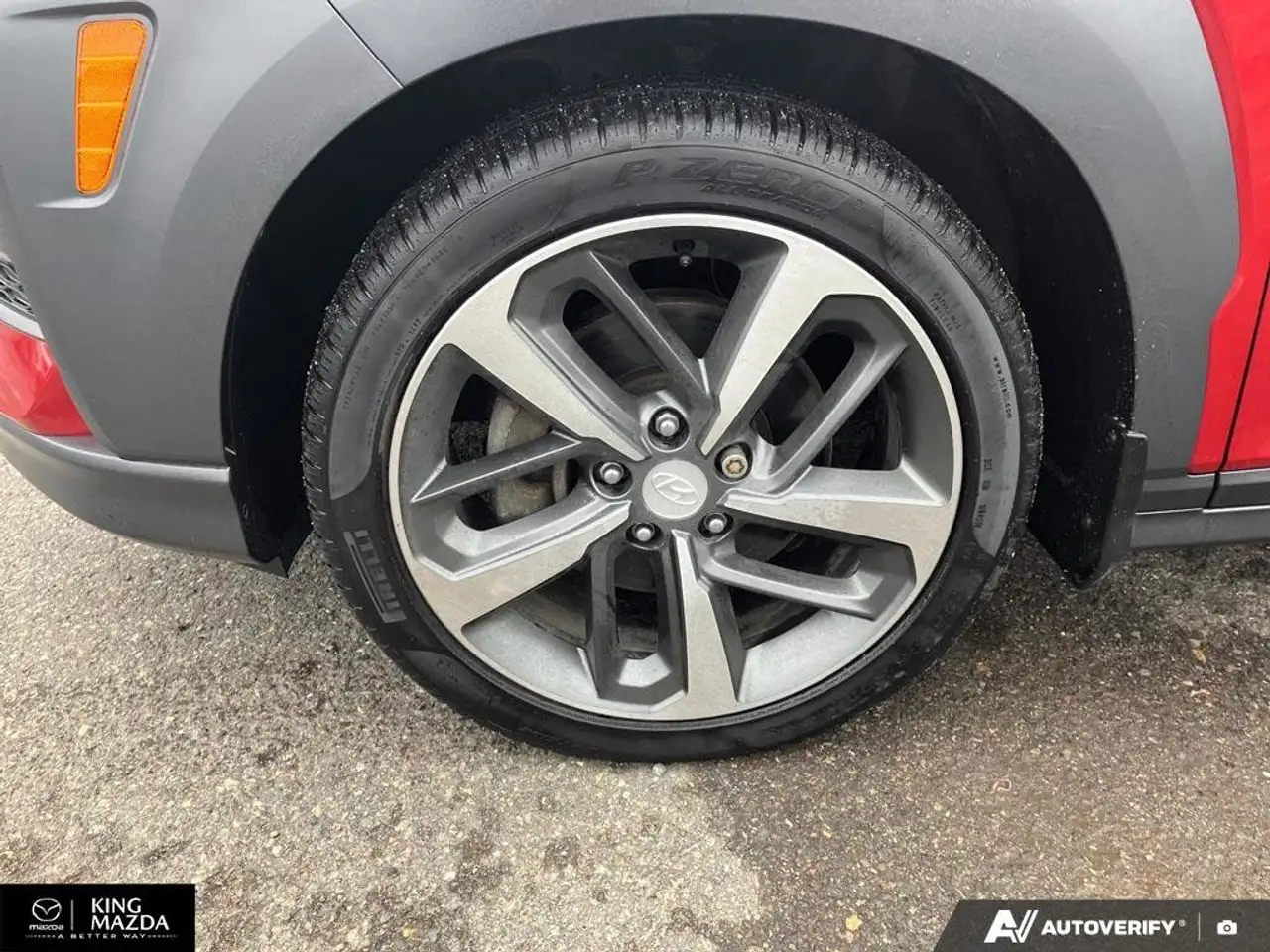 Hyundai KONA снимка Hyundai KONA