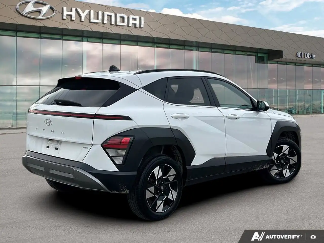 Hyundai KONA снимка Hyundai KONA