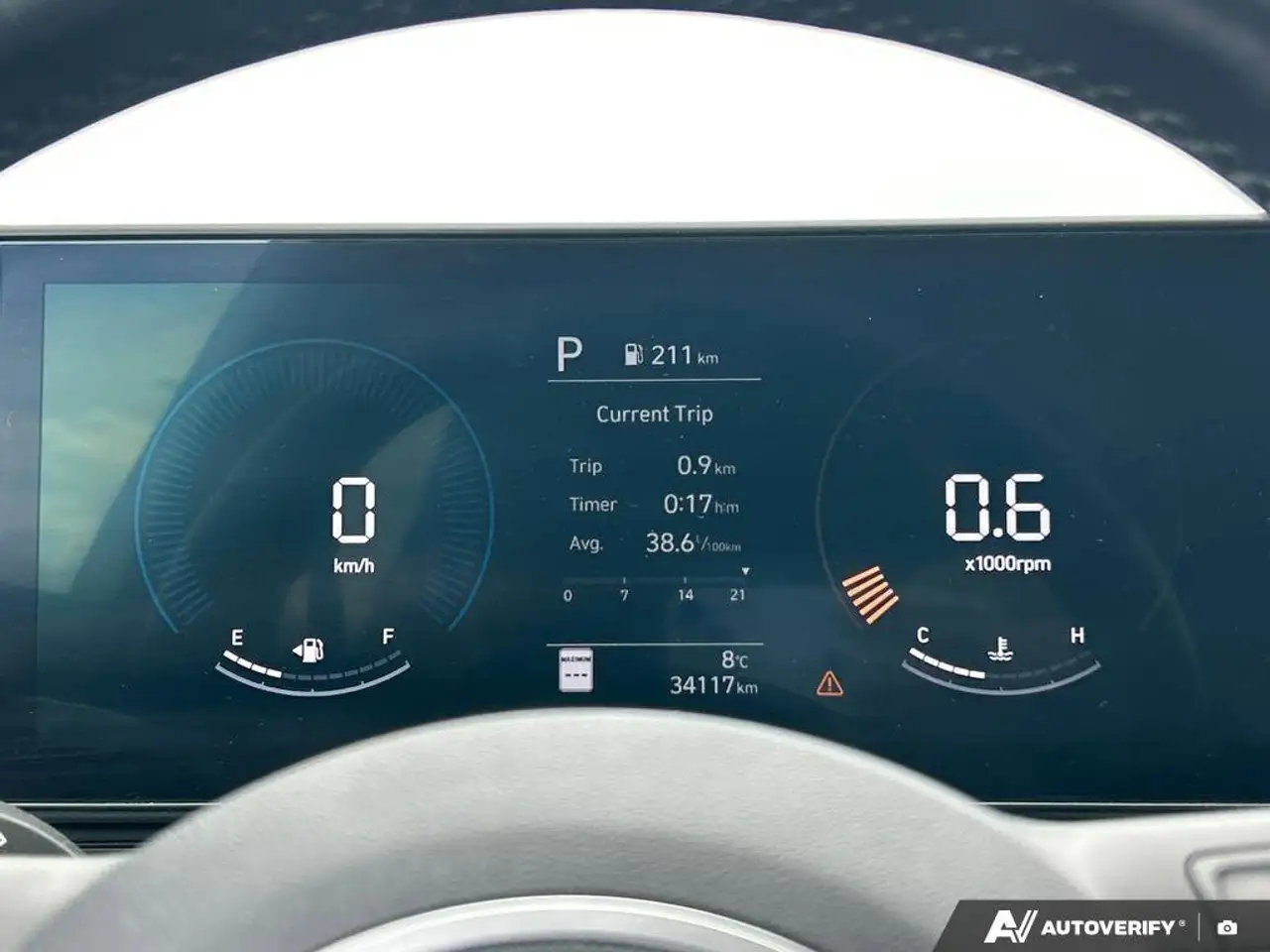 Hyundai KONA снимка Hyundai KONA