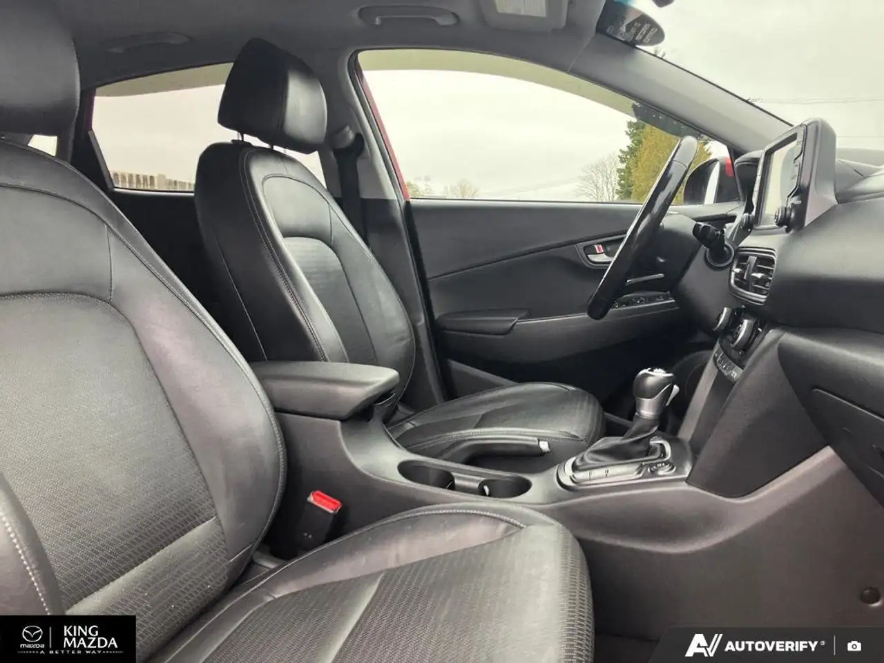 Hyundai KONA снимка Hyundai KONA