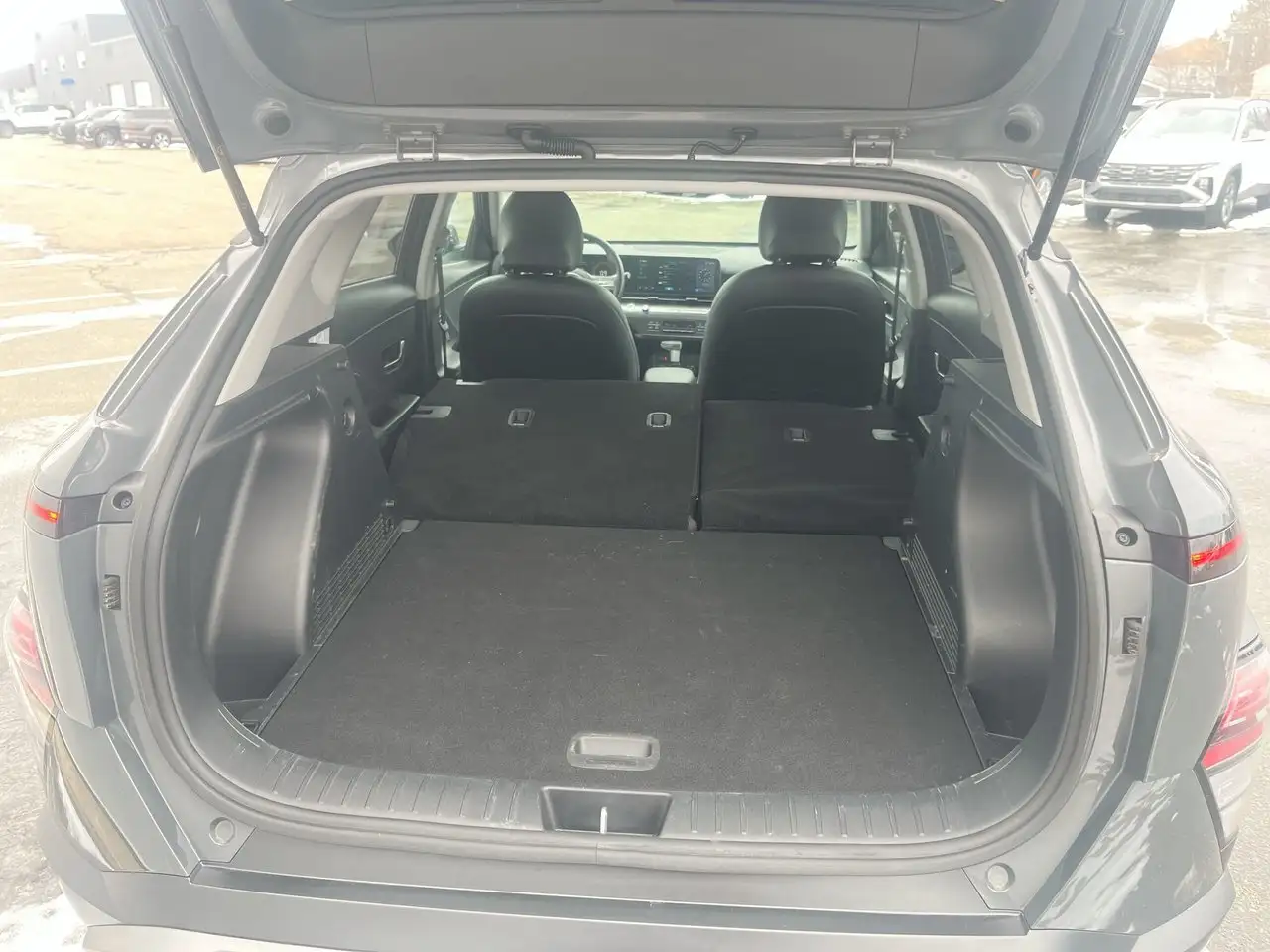 Hyundai KONA снимка Hyundai KONA