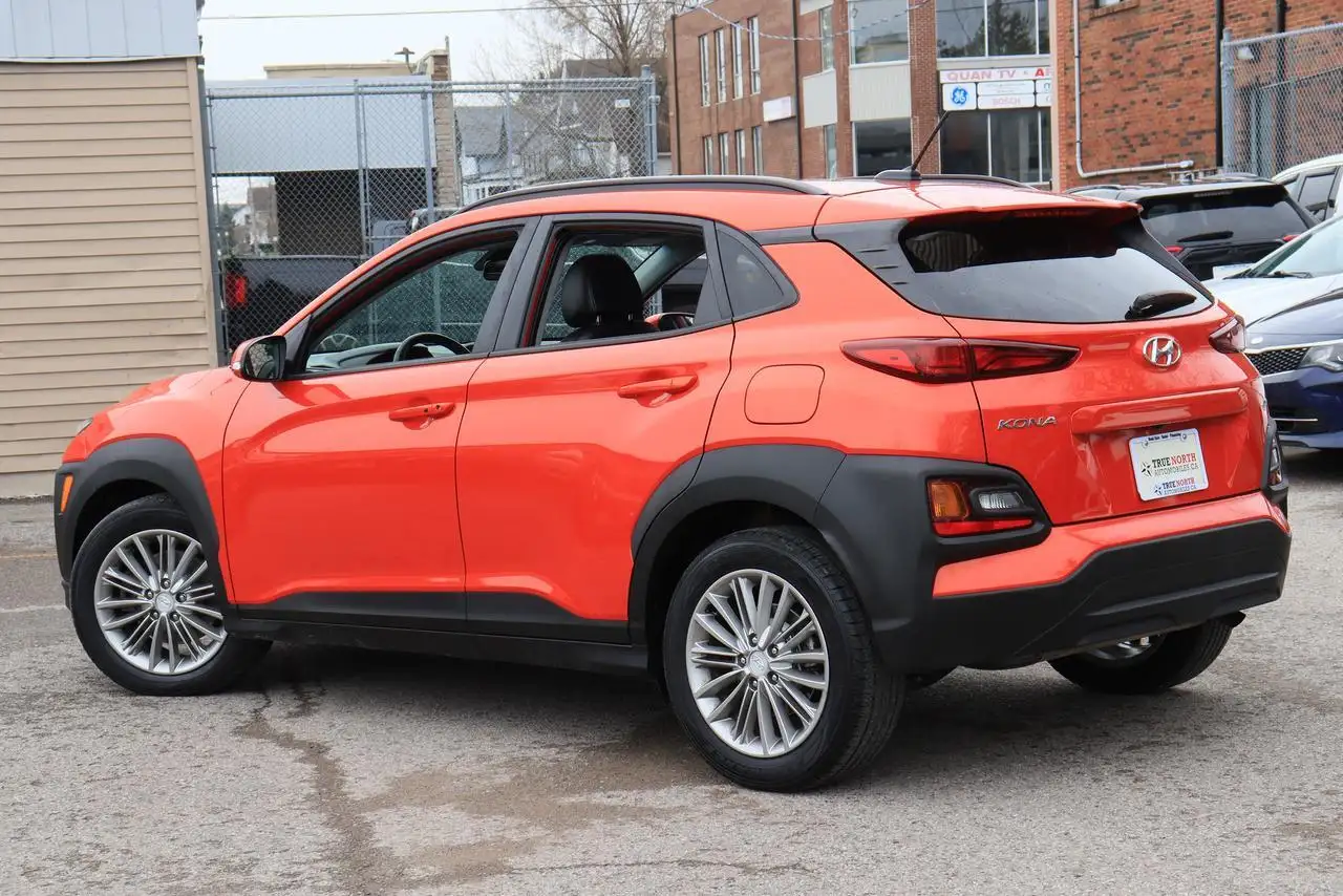 Hyundai KONA снимка Hyundai KONA