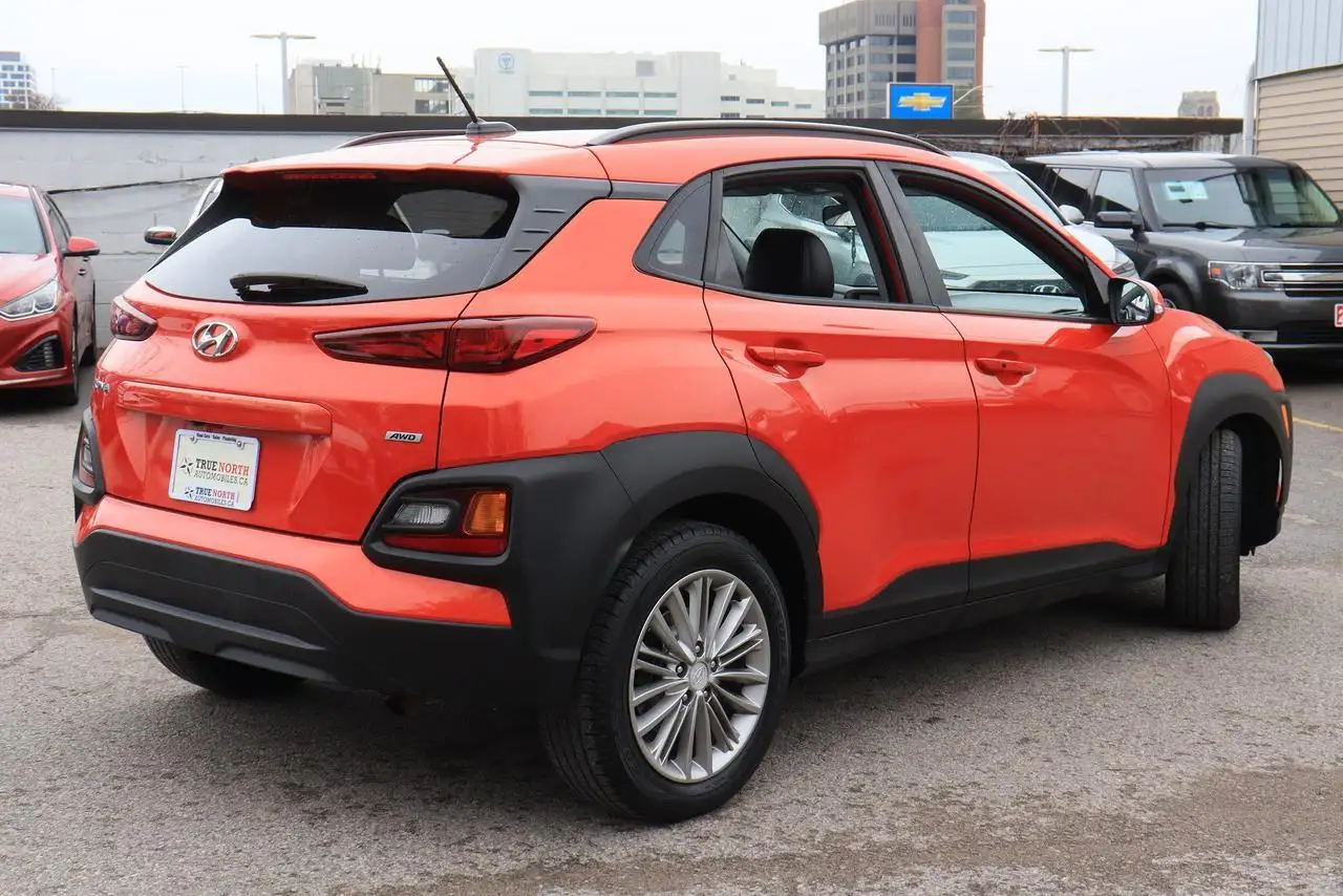 Hyundai KONA снимка Hyundai KONA