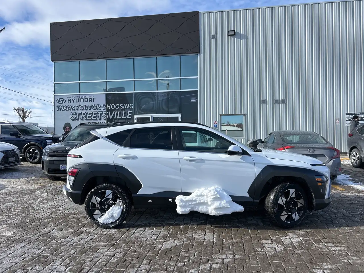 Hyundai KONA снимка Hyundai KONA