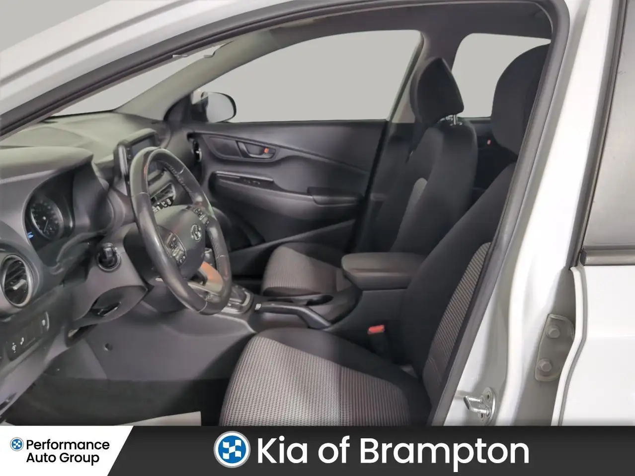 Hyundai KONA снимка Hyundai KONA