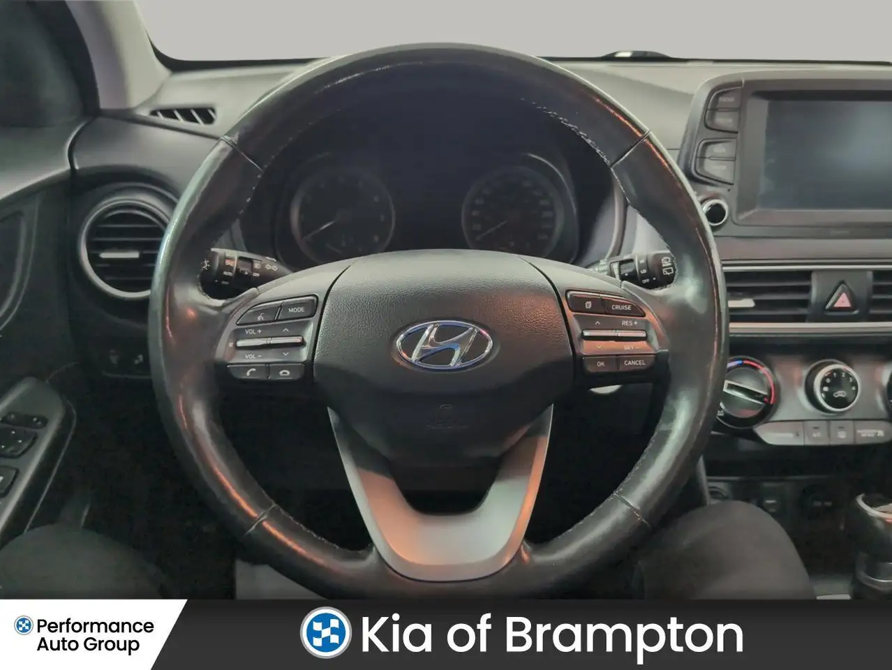 Hyundai KONA снимка Hyundai KONA