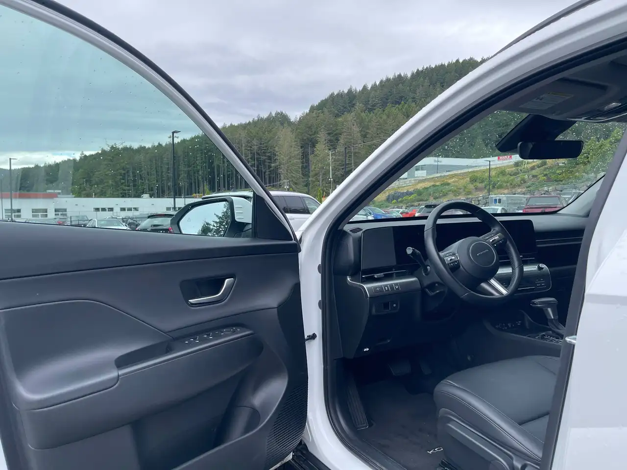 Hyundai KONA снимка Hyundai KONA