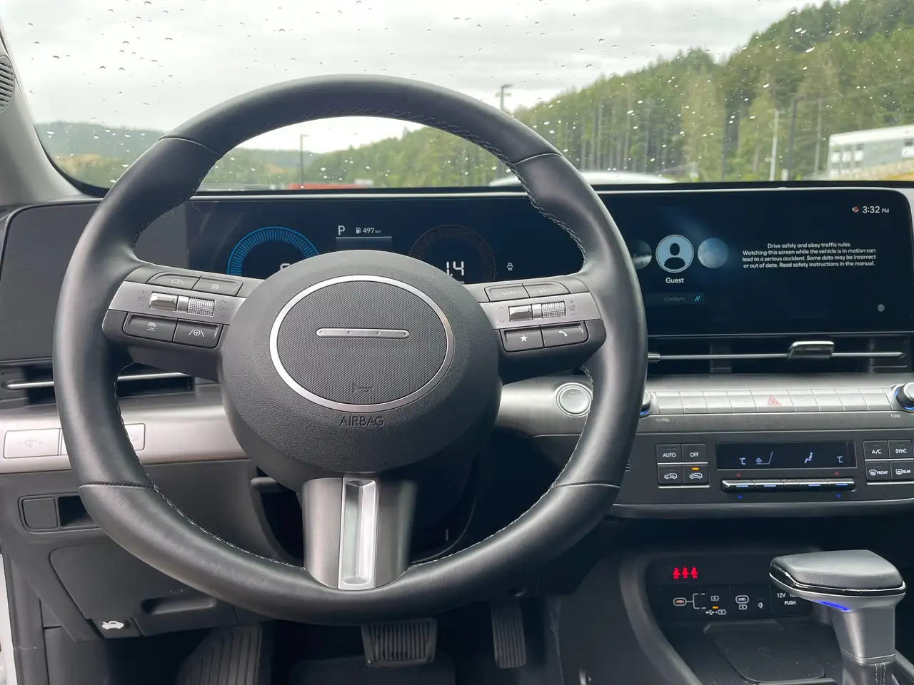 Hyundai KONA снимка Hyundai KONA