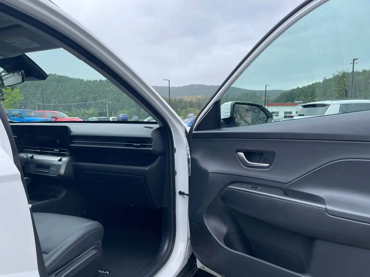 Hyundai KONA снимка Hyundai KONA