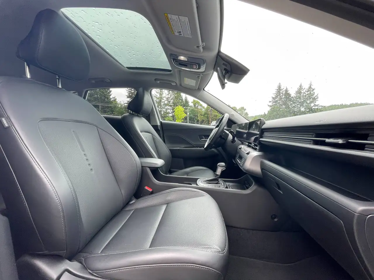 Hyundai KONA снимка Hyundai KONA