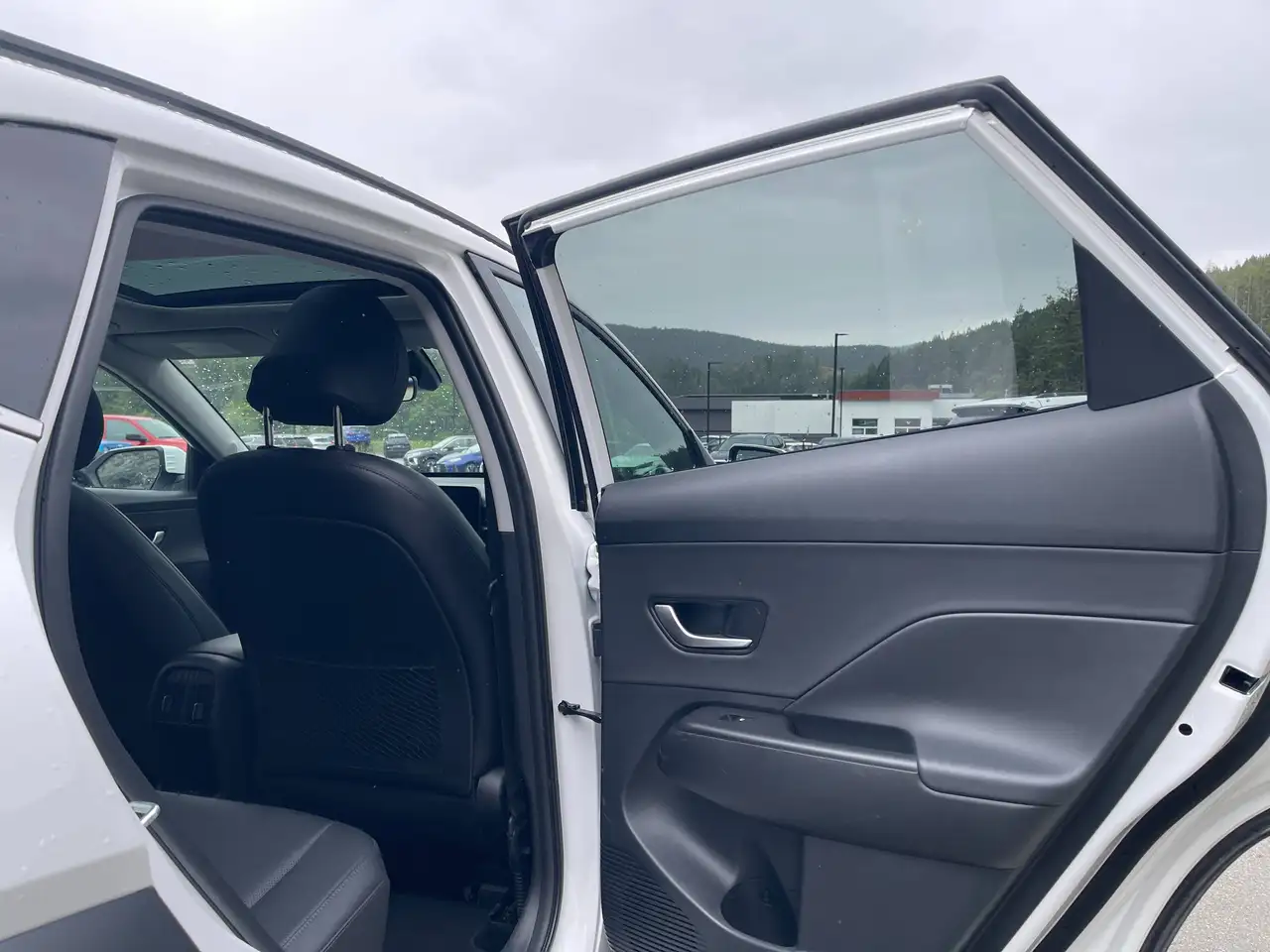 Hyundai KONA снимка Hyundai KONA