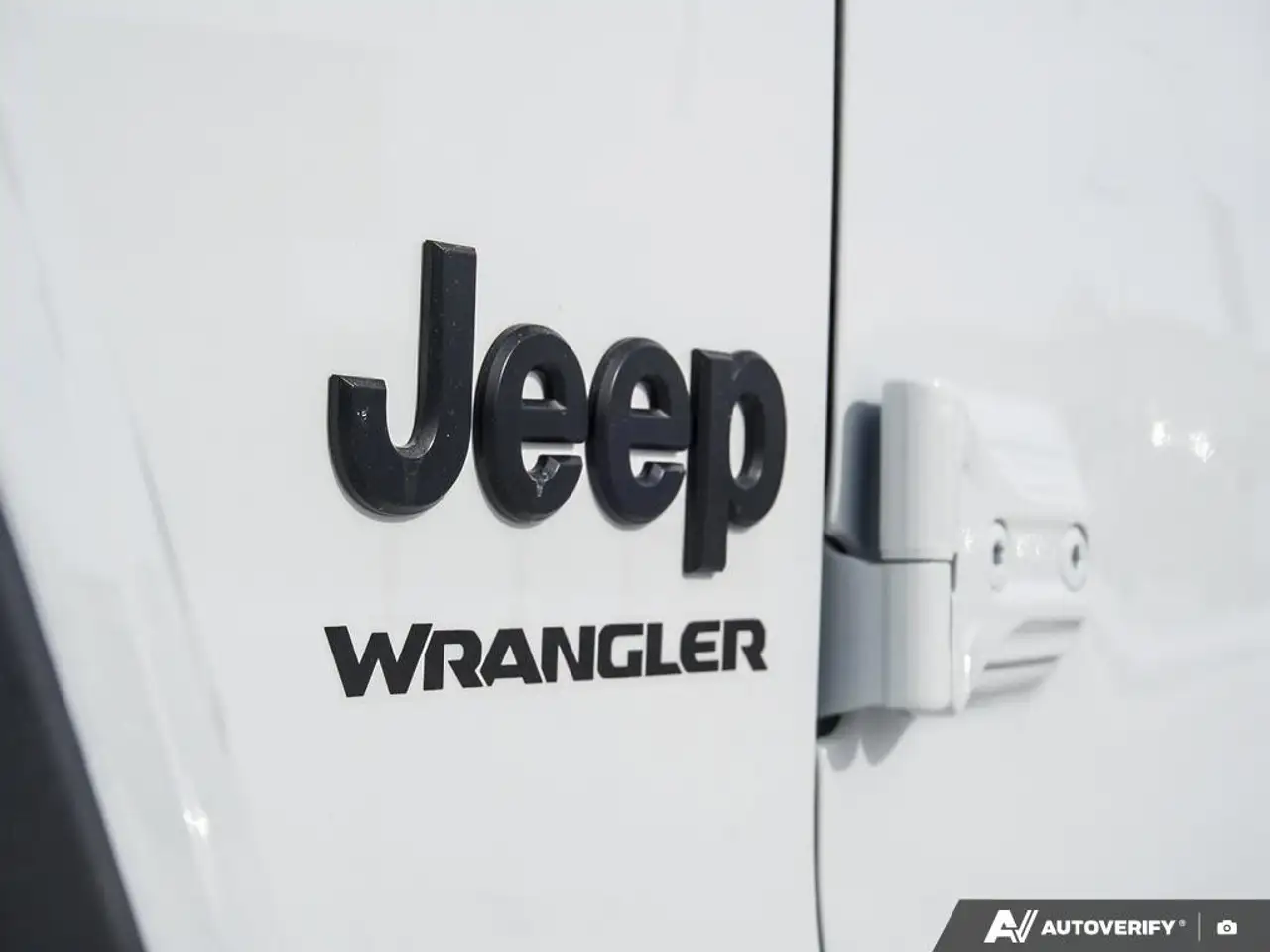 Jeep Wrangler photo Jeep Wrangler
