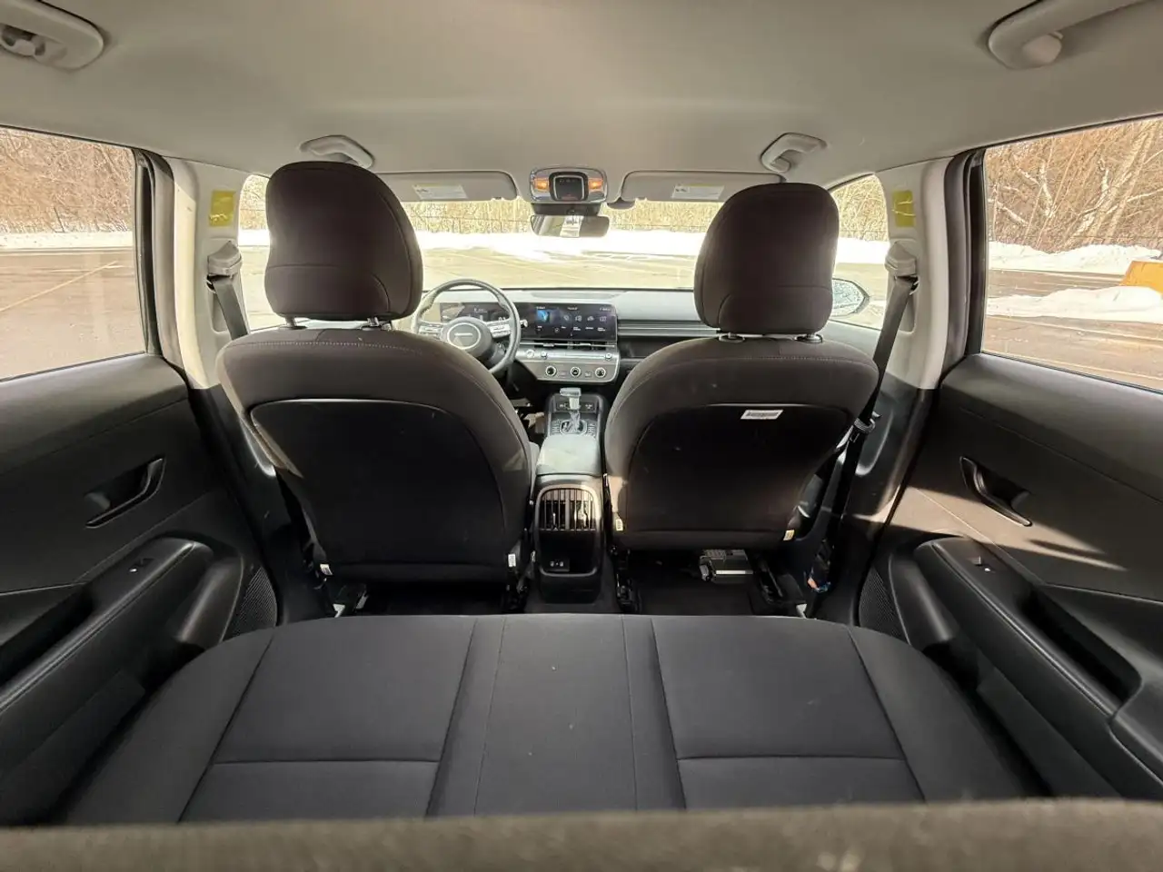 Hyundai KONA снимка Hyundai KONA