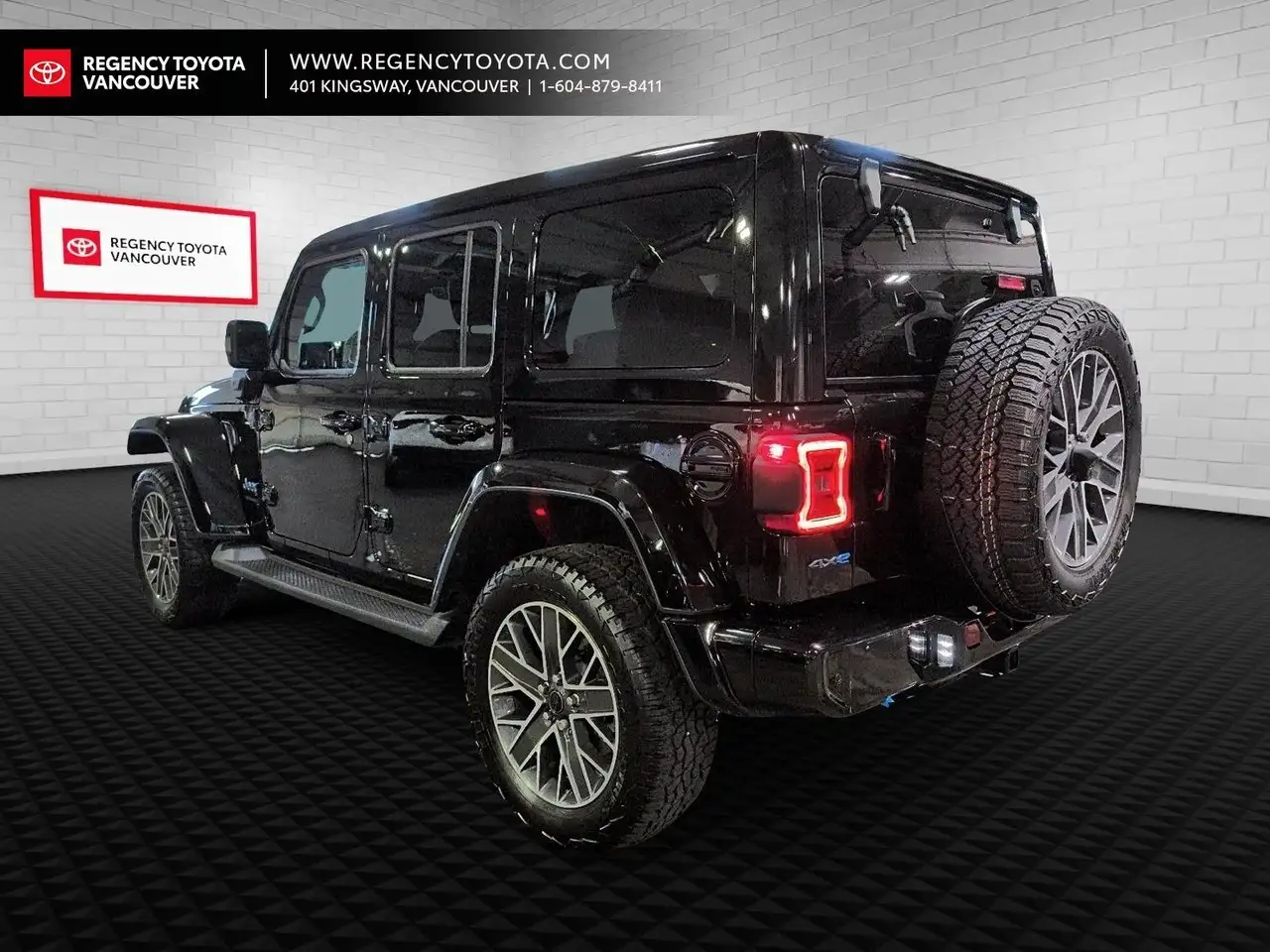 Jeep Wrangler снимка Jeep Wrangler