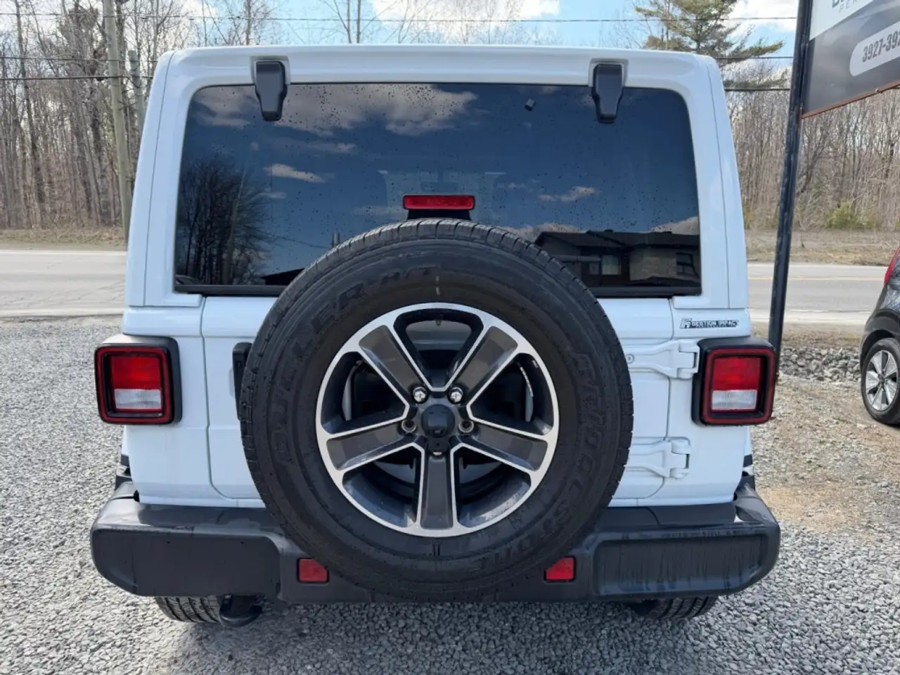Jeep Wrangler снимка Jeep Wrangler