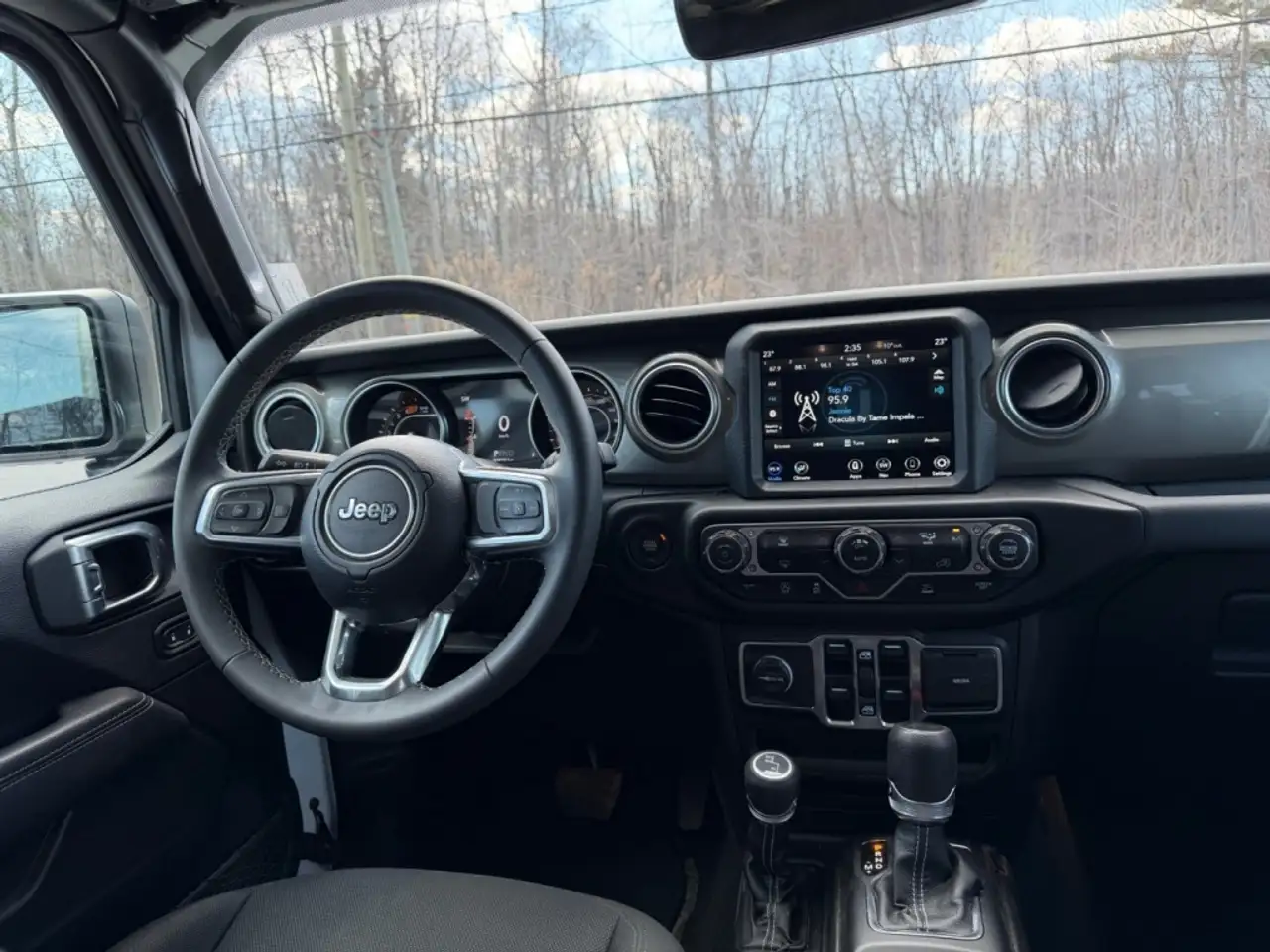 Jeep Wrangler снимка Jeep Wrangler