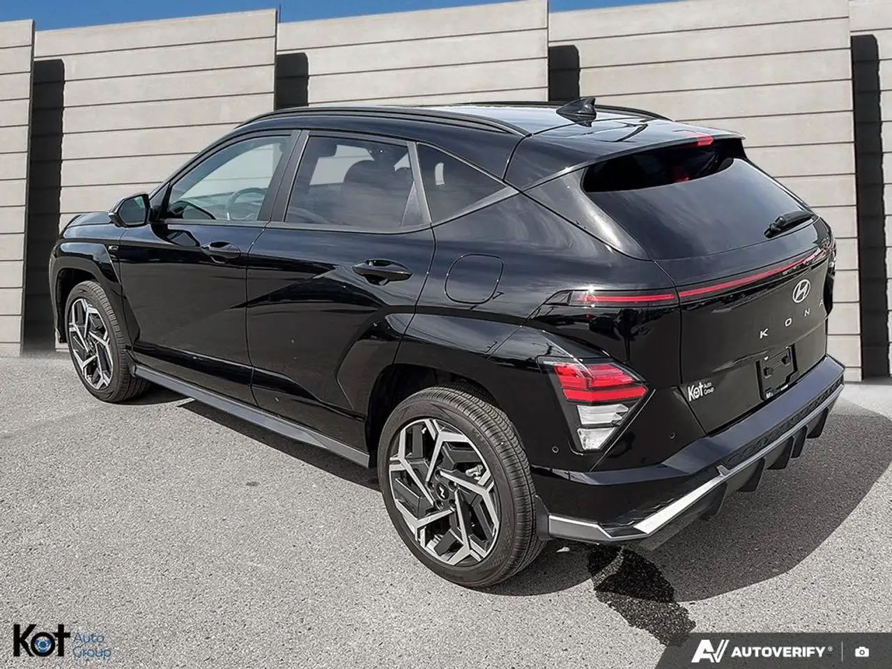 Hyundai KONA снимка Hyundai KONA