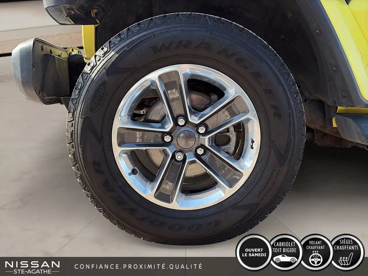 Jeep Wrangler photo Jeep Wrangler