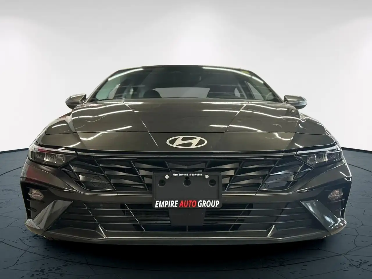 Hyundai ELANTRA fotografie Hyundai ELANTRA