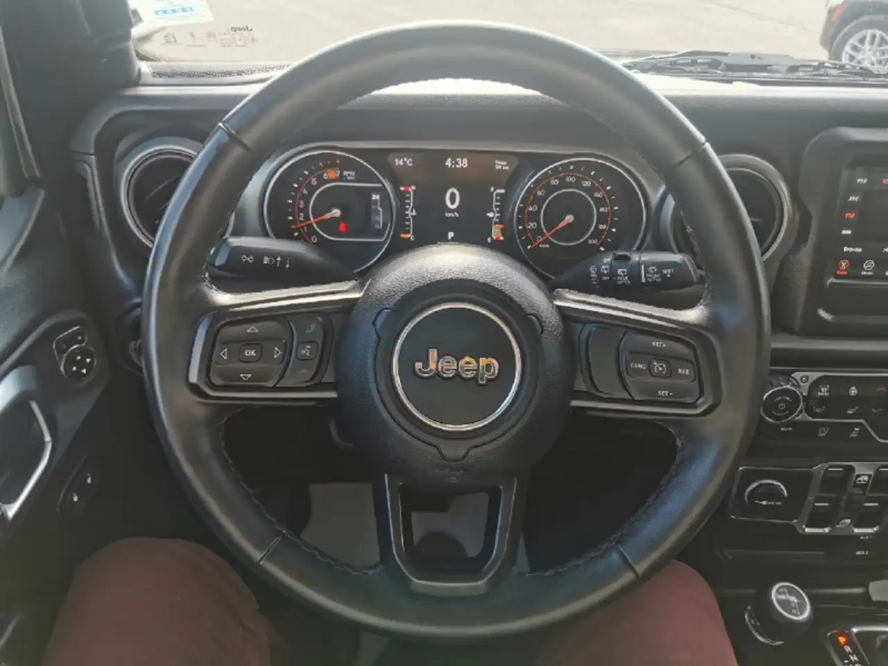 Jeep Wrangler photo Jeep Wrangler