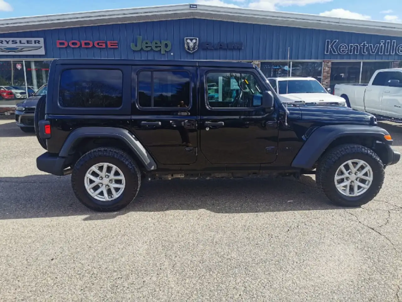 Jeep Wrangler photo Jeep Wrangler