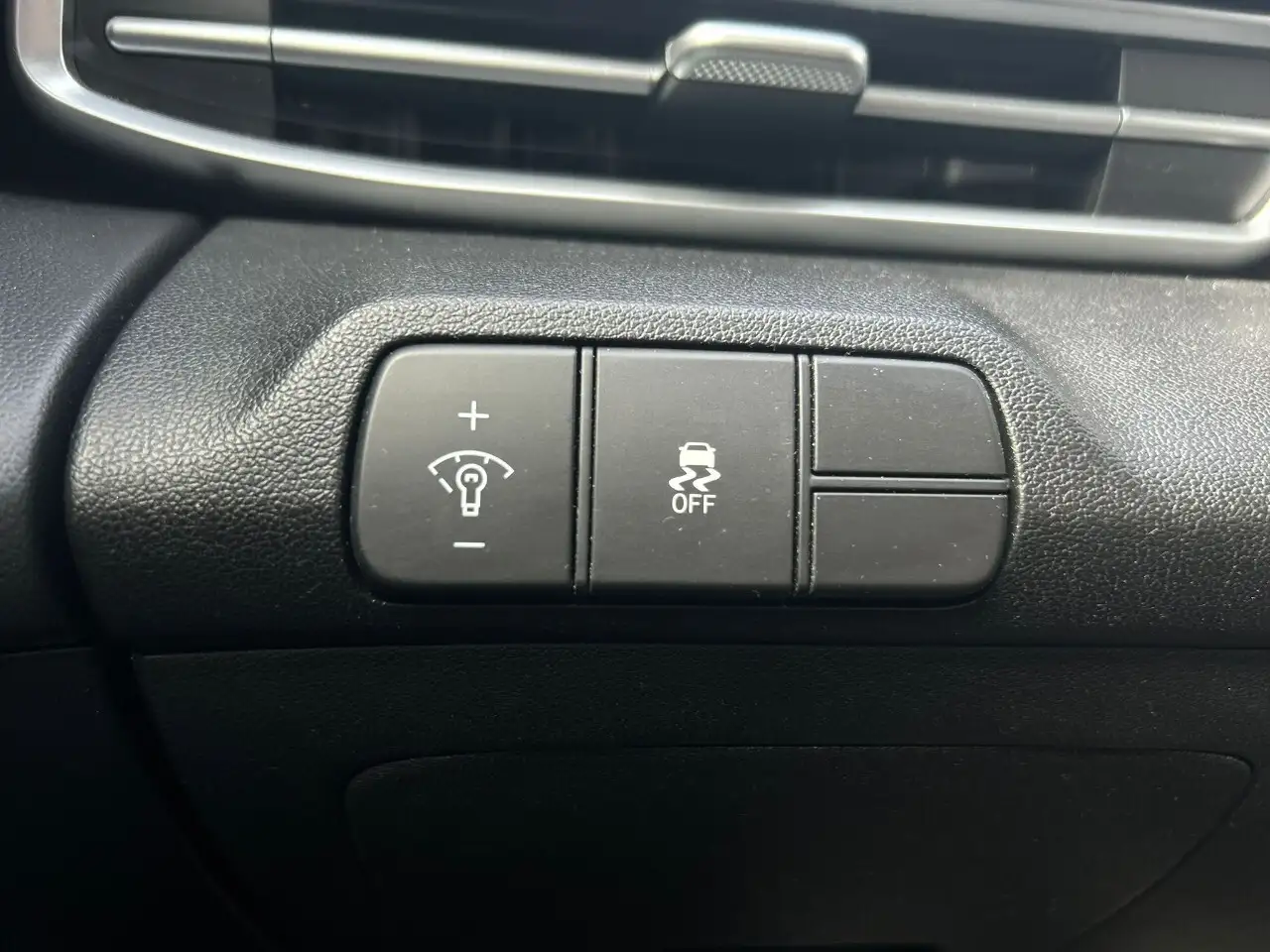 Hyundai ELANTRA снимка Hyundai ELANTRA