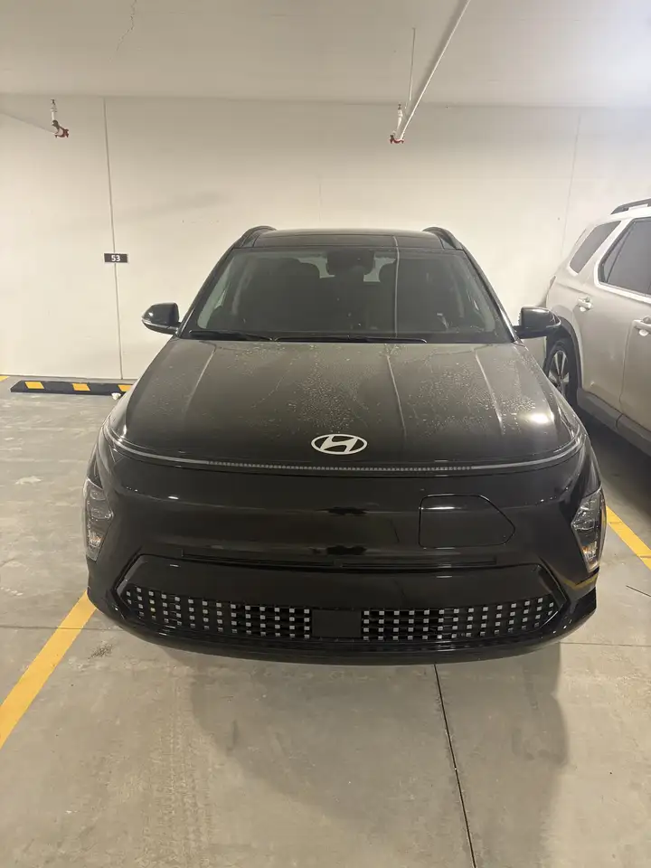 Hyundai KONA снимка Hyundai KONA