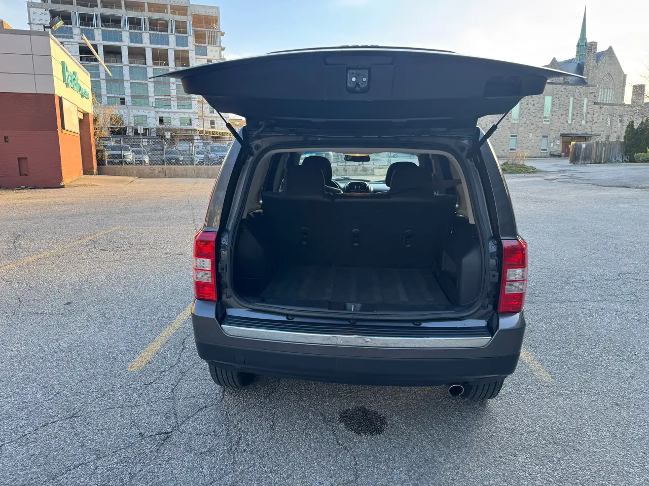 Jeep Patriot снимка Jeep Patriot