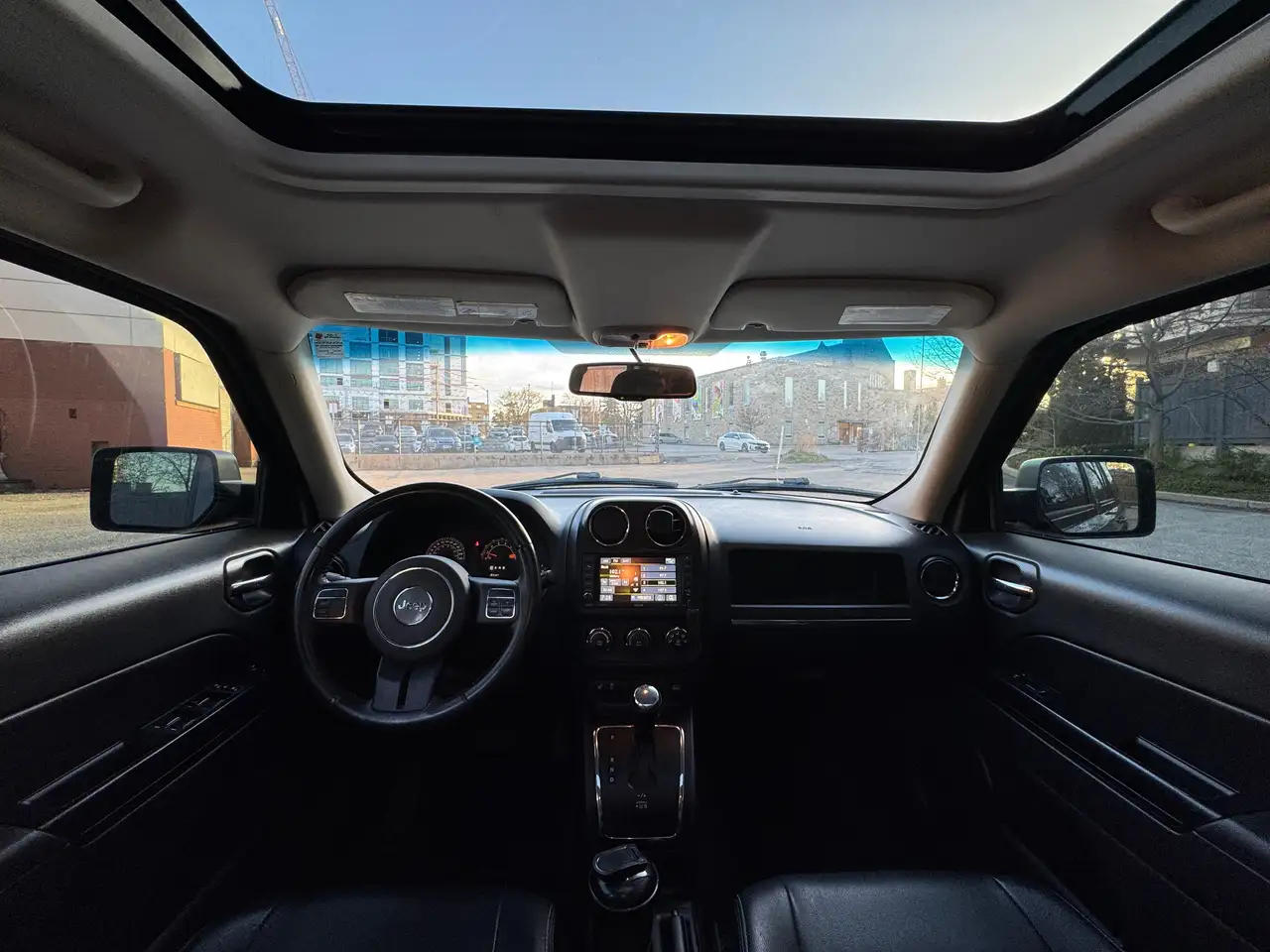 Jeep Patriot снимка Jeep Patriot